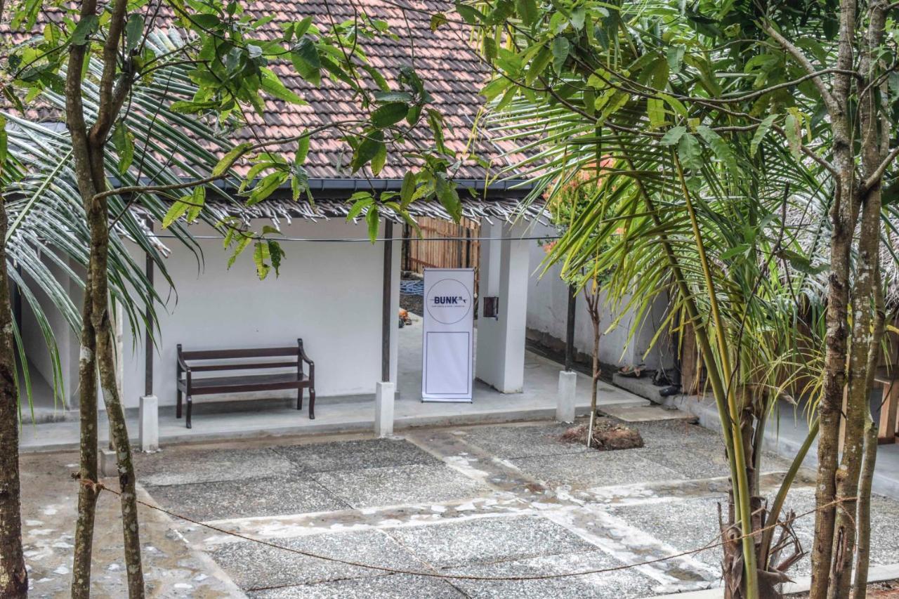 Bunk 15 Hiriketiya Hostel Dikwella Exterior foto